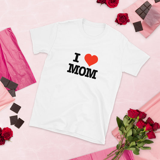 "I Love Mom" T-Shirt